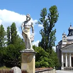 Bella House Апартаменты *