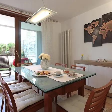 Apartment Bella House *